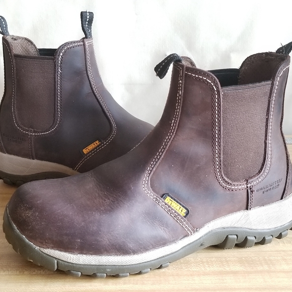 dewalt women's steel toe boots